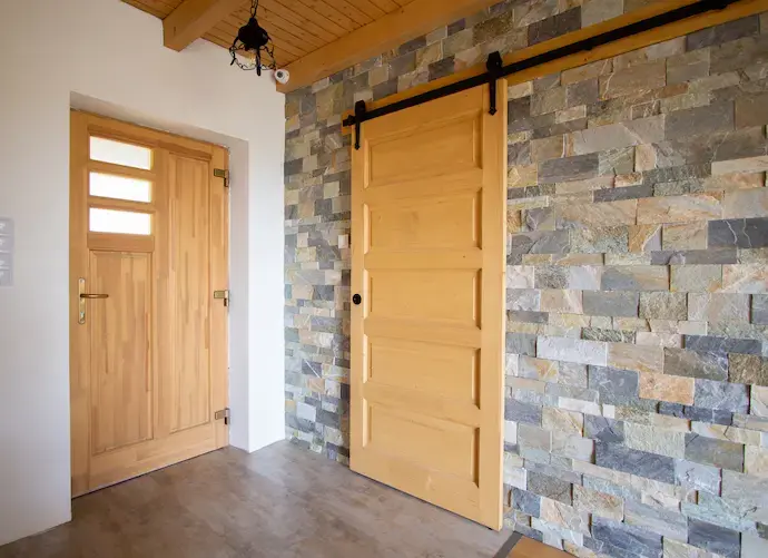 Why Mixed Materials Are Trending in Modern Design